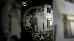В Химках обломки дрона упали на жилой дом, где спала семья