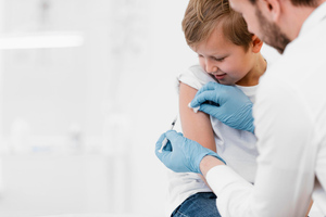 Врач рассказал о трёх дополнительных прививках для детей, которые не стоит игнорировать