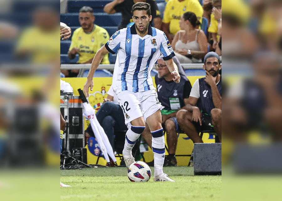Арсен Захарян дебютировал за "Реал Сосьедад". Обложка © Twitter / Real Sociedad Fútbol