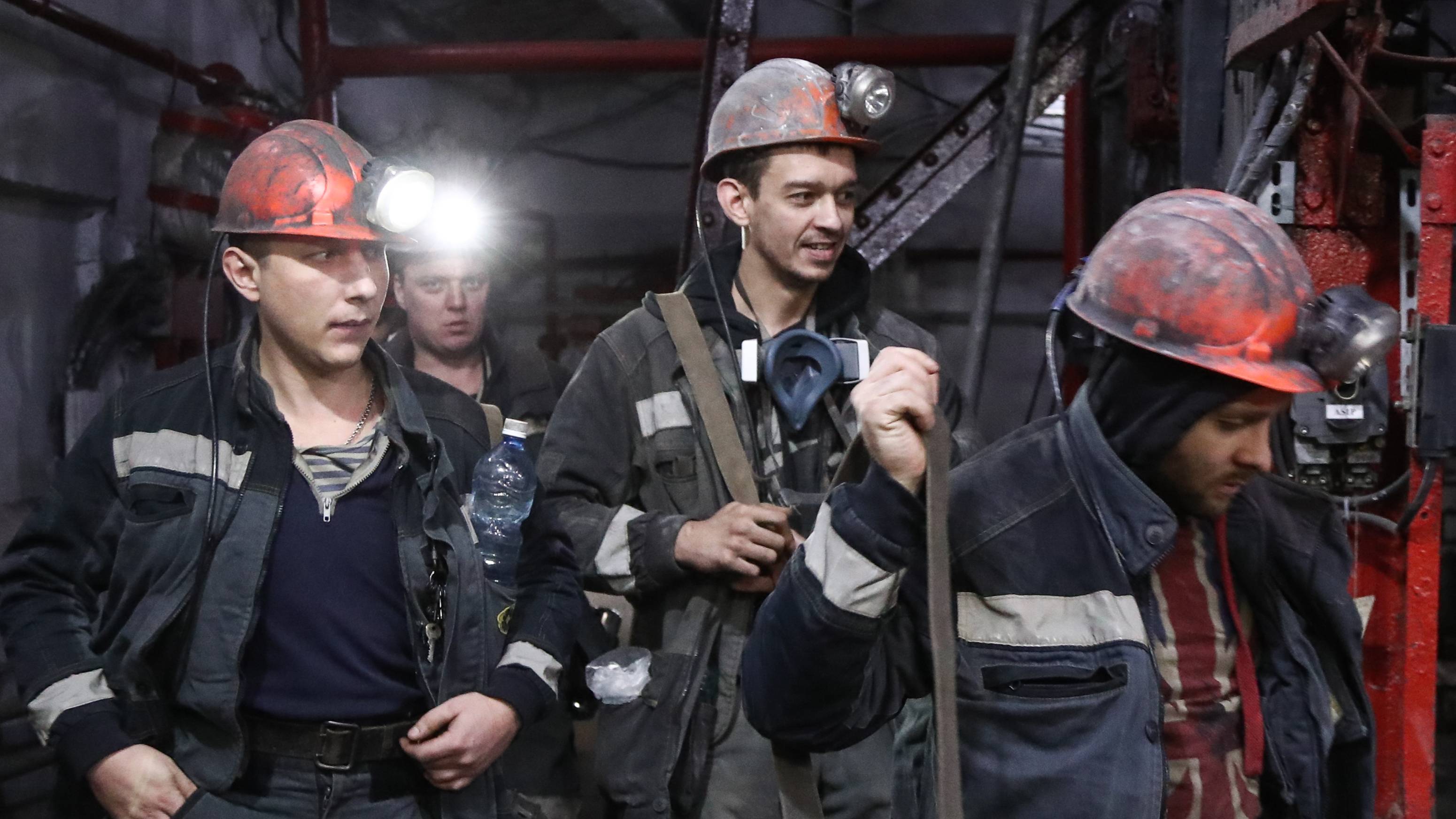 Храбрые сердца в темноте земли: День шахтёра в России 2023