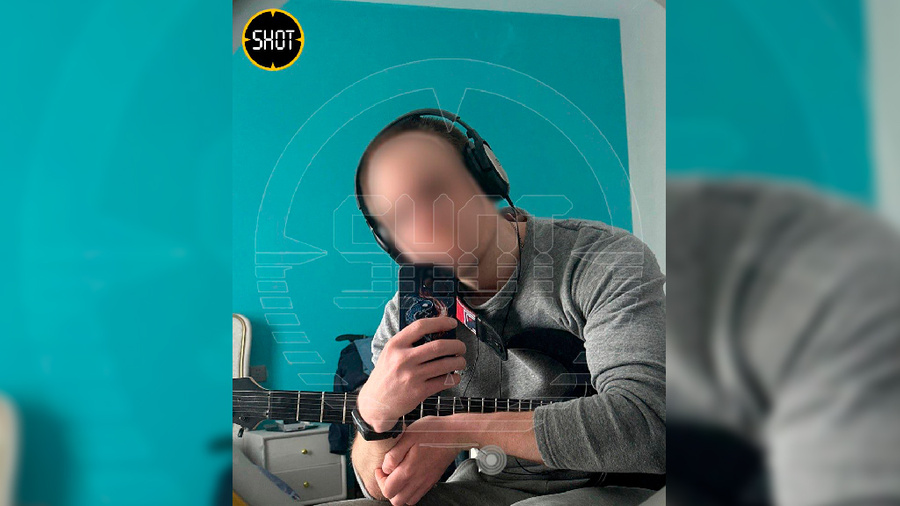 30-летний безработный Иван, напавший на здание пункта отбора контрактников на военную службу в Санкт-Петербурге. Обложка © T.me / SHOT