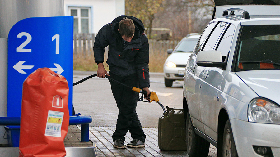 <p>Бензин продолжает дорожать. Обложка © ТАСС / Владимир Смирнов</p>