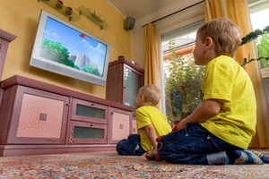 Сбой в сердце и одиночество: Чем детство перед телевизором может аукнуться в 45 лет