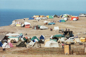 Крымская область. Палаточный лагерь на побережье Тарханкута. 1989 год. Фото © ТАСС / Роман Денисов 