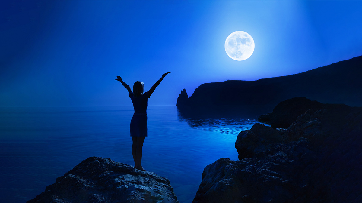 Голубая луна 31 августа 2023: Как стоит вести себя знакам зодиака, когда наступит полнолуние в Рыбах