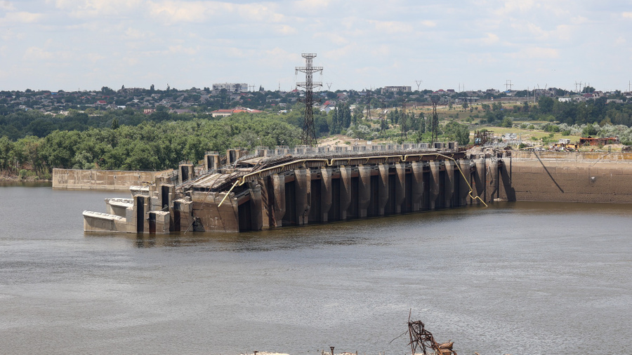 Каховская ГЭС после разрушения. Обложка © ТАСС / Алексей Коновалов