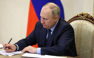 Путин подписал закон о блокировке средств подпавших под санкции иностранцев