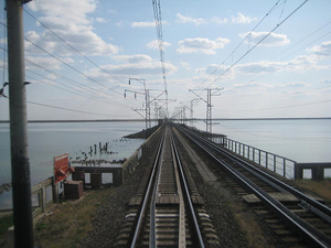 ВСУ нанесли удар по мосту, связывающему Крым с Херсонской областью