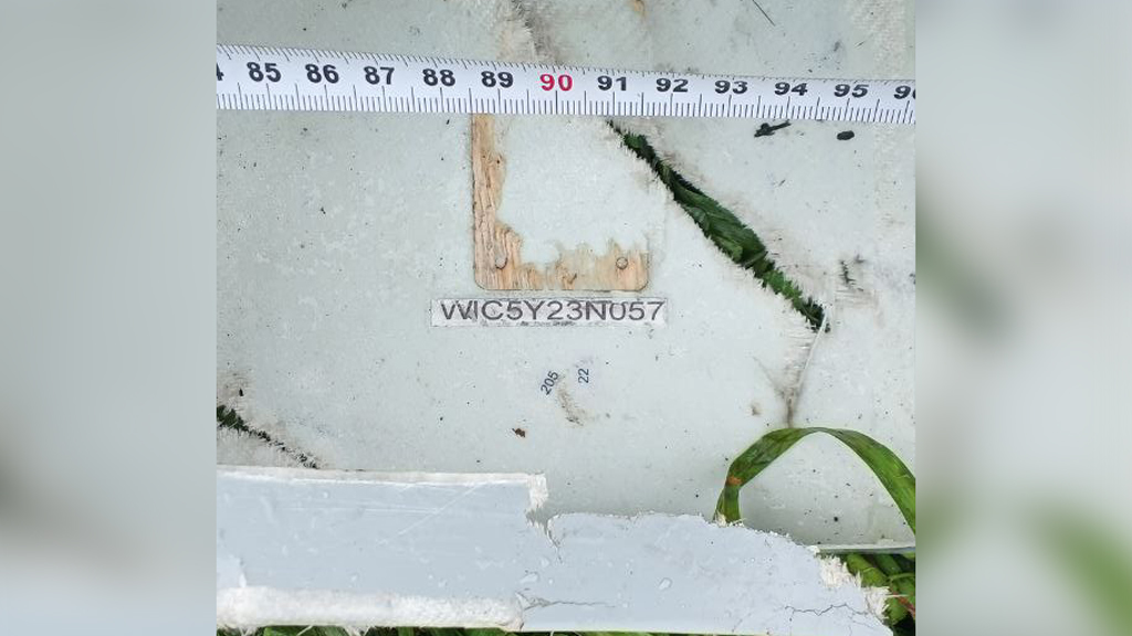 Обломки беспилотника, сбитого в Брянской области. Обложка © Telegram / НОВОСТИ БРЯНСКА, типичный подслушано