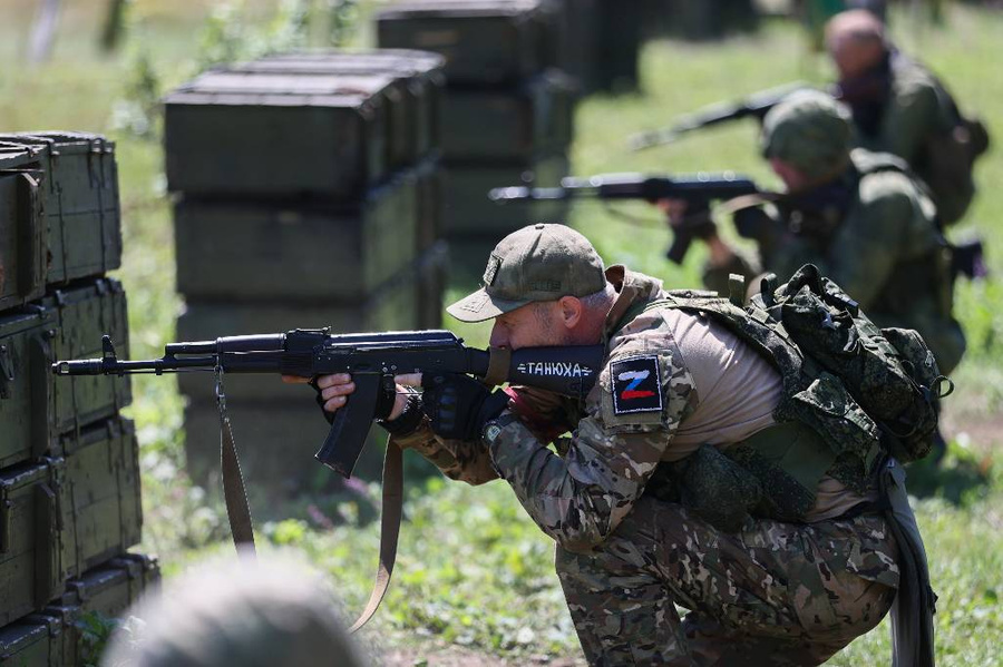 За последние месяцы Армия России пополнена примерно 280 тыс. контрактников. Фото © ТАСС / Александр Река