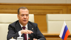 Медведев: Новым запретом ЕС показал, что россияне для них — люди второго сорта