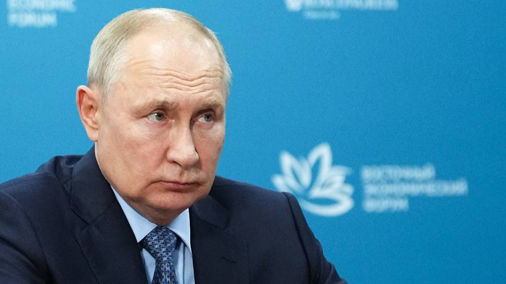 Путин: Средняя продолжительность жизни в России достигала в 2023 году 74 лет