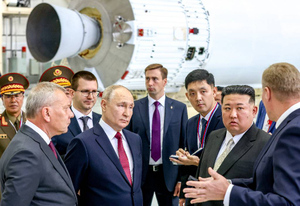 Путин и Ким Чен Ын осмотрели стартовый комплекс "Союз" на космодроме Восточный