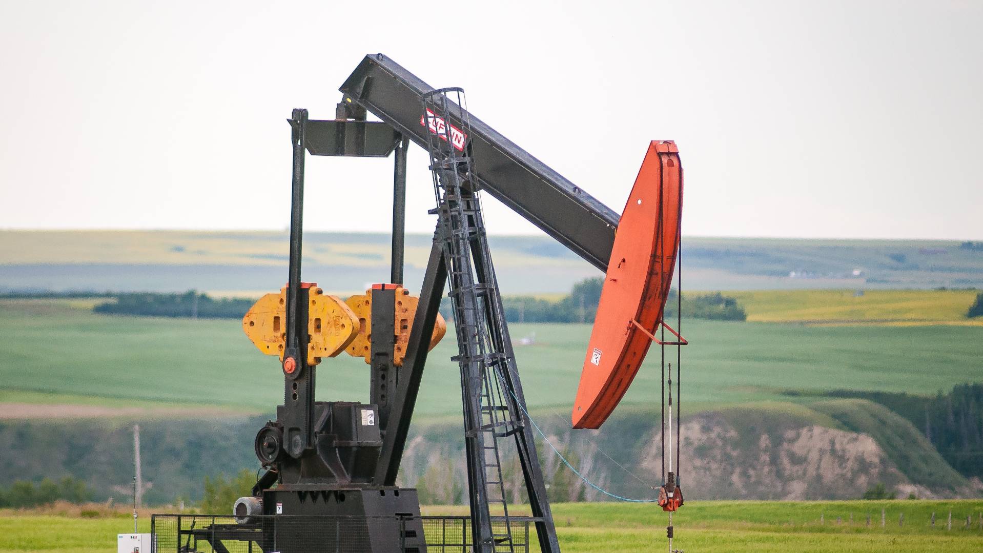 Стоимость нефти Brent превысила 94 доллара за баррель впервые с ноября 2022 года