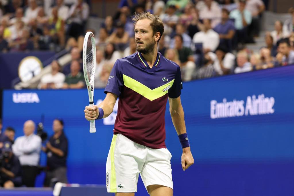 Медведев пропустит выставочный турнир в Германии после поражения на US Open