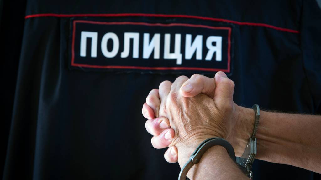 Россиянин годами снимал порно с девочкой, и видео спустя 11 лет всплыло в базе Интерпола