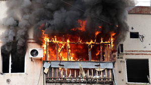 ВСУ запустили кассетный снаряд в многоэтажку в Донецке, есть раненые