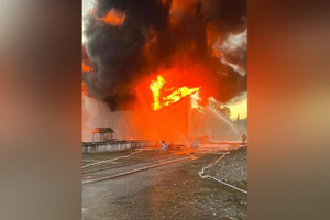 МЧС ликвидировало пожар в резервуаре с топливом в Сочи
