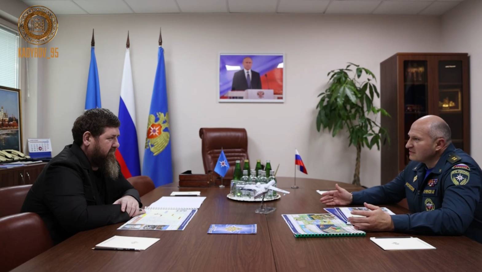 Кадыров встретился с главой МЧС Куренковым