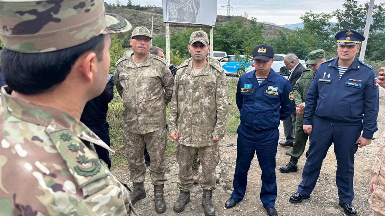 Иностранные военные атташе прибыли в Карабах