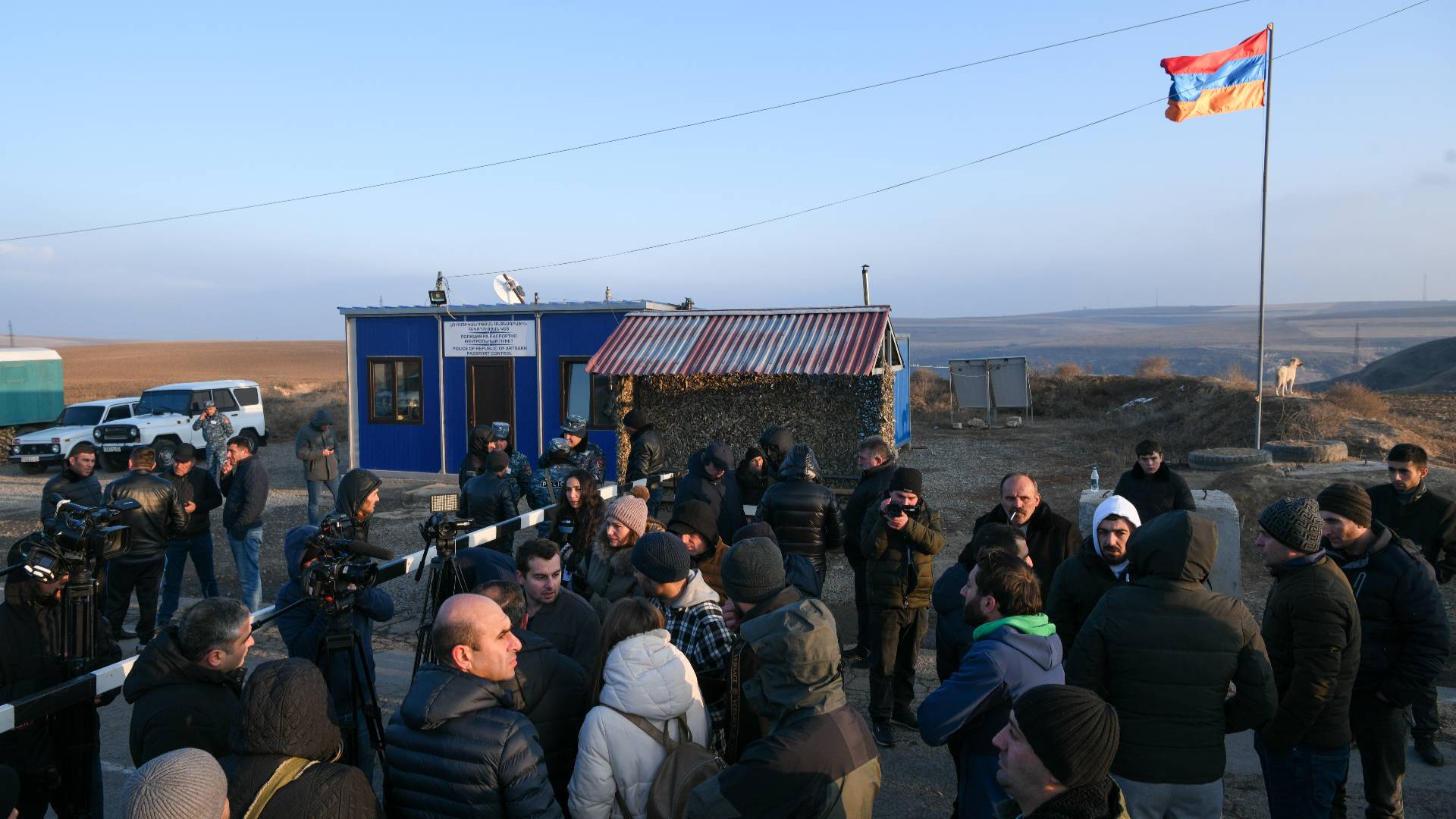 Больше тысячи беженцев въехали в Армению из Карабаха после операции Азербайджана