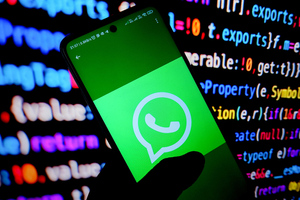 Касперский назвал "дырявыми" и небезопасными WhatsApp и Android