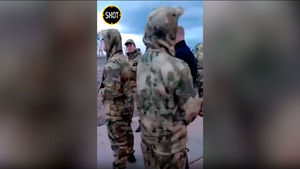 Чоповцы в камуфляже и с ружьями снова окружили нефтяную компанию в Приангарье