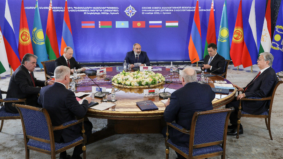 Заседание Совета коллективной безопасности ОДКБ в Ереване. Обложка © ТАСС / Владимир Смирнов