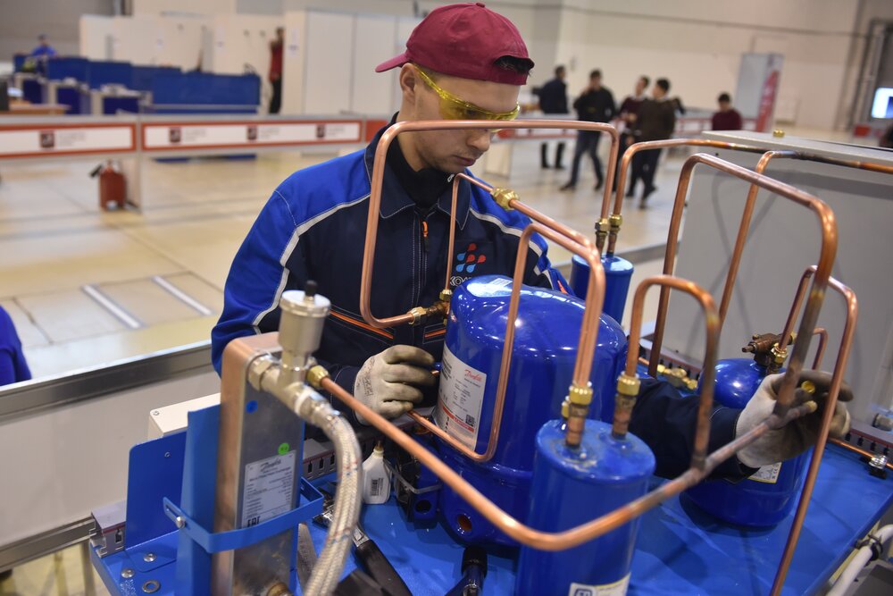 2 октября отмечается День профтехобразования. Фото © Агентство "Москва" / Антон Кардашов