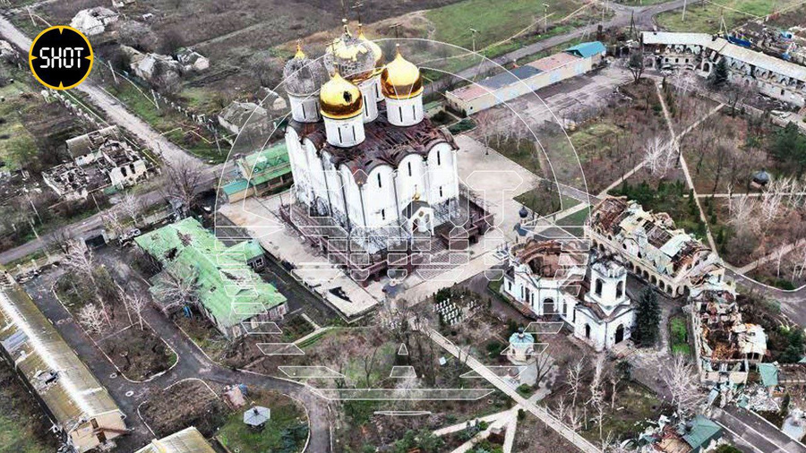 Свято-Успенский Николо-Васильевский монастырь после обстрела. Фото © SHOT
