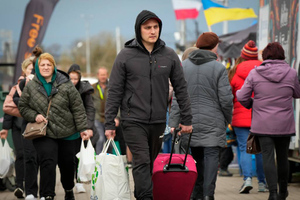Польша начала выдавать Украине мужчин, покинувших страну после начала СВО