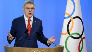 Глава МОК признал санкции против российских спортсменов незаконными, но тут же дал заднюю