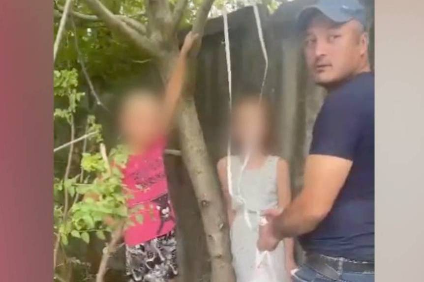 На Кубани женщины спасли двух девочек от педофила с расстёгнутой ширинкой
