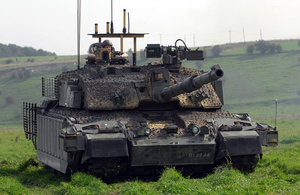 Российские военные стали первыми, кто уничтожил британский танк Challenger 2