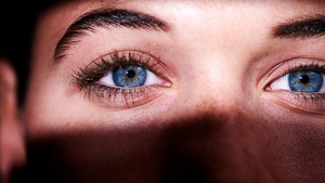 Зеркало души: 6 интересных фактов про энергетику людей с голубыми глазами 