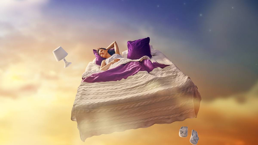 Что означает сон со среды на четверг, можно ли его назвать вещим и к чему снится голый мужчина? Фото © Shutterstock