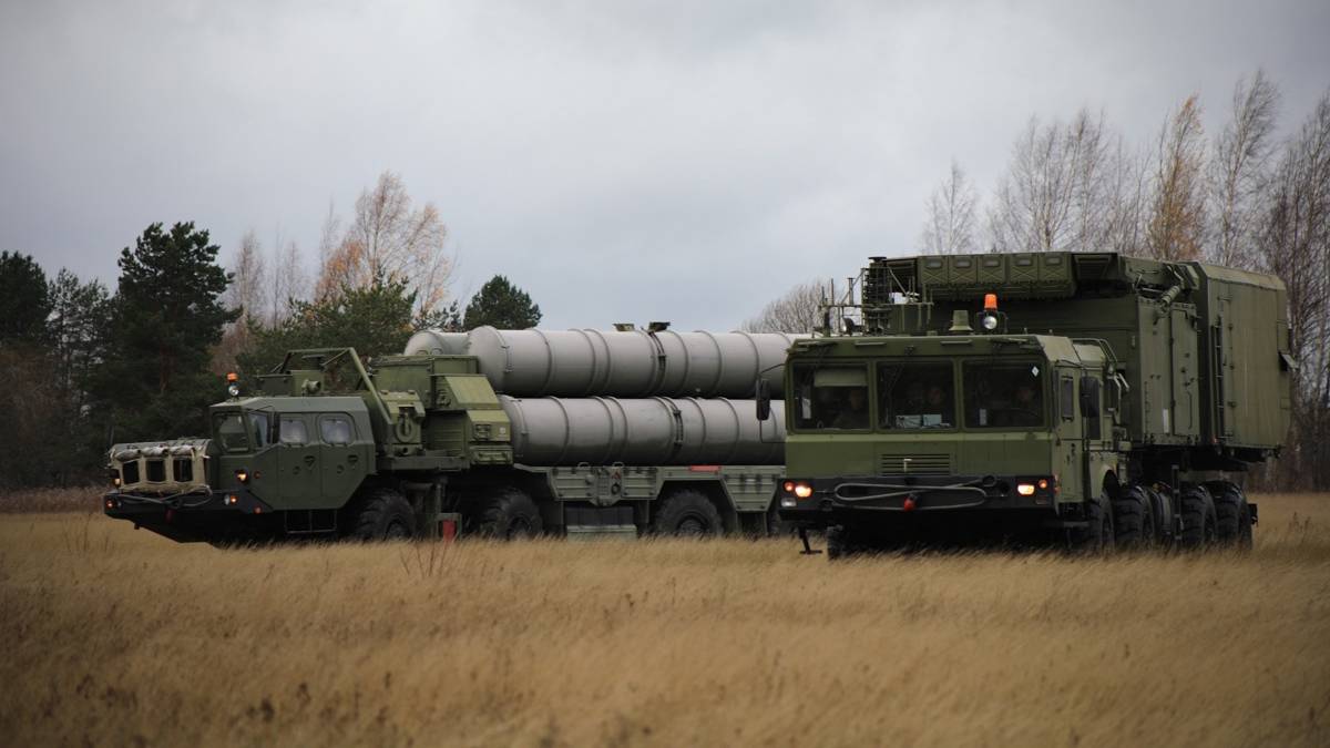 ПВО сбила украинский беспилотник на севере Крыма