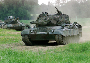 В Германии назвали металлоломом переданные Украине старые танки Leopard 1