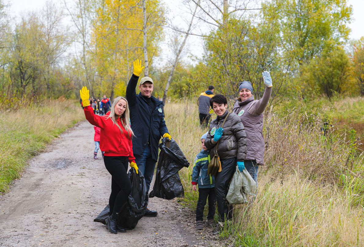 С 2011 года организаторами было проведено более 300 экологических акций. Фото © "Центр социальных программ"