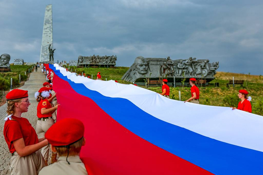 Армянская ясновидящая Аида Тер-Карапетян предрекает образование нового государства на базе экс-республик СССР. Фото © ТАСС / Валентин Спринчак