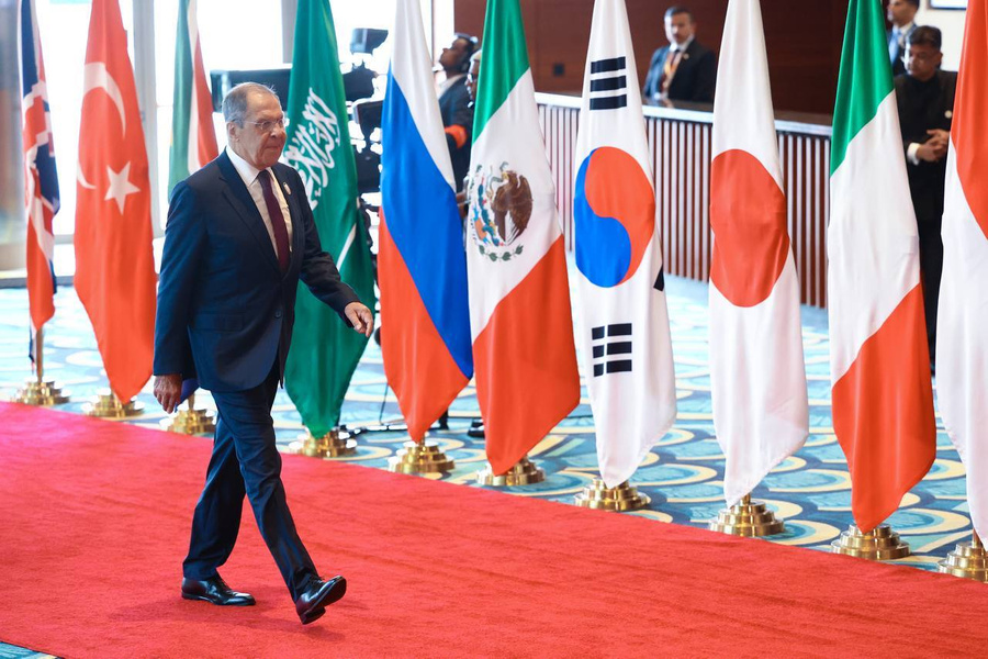 Глава МИД РФ Сергей Лавров прибыл на саммит G20 в Нью-Дели. Обложка © t.me / MariaVladimirovnaZakharova