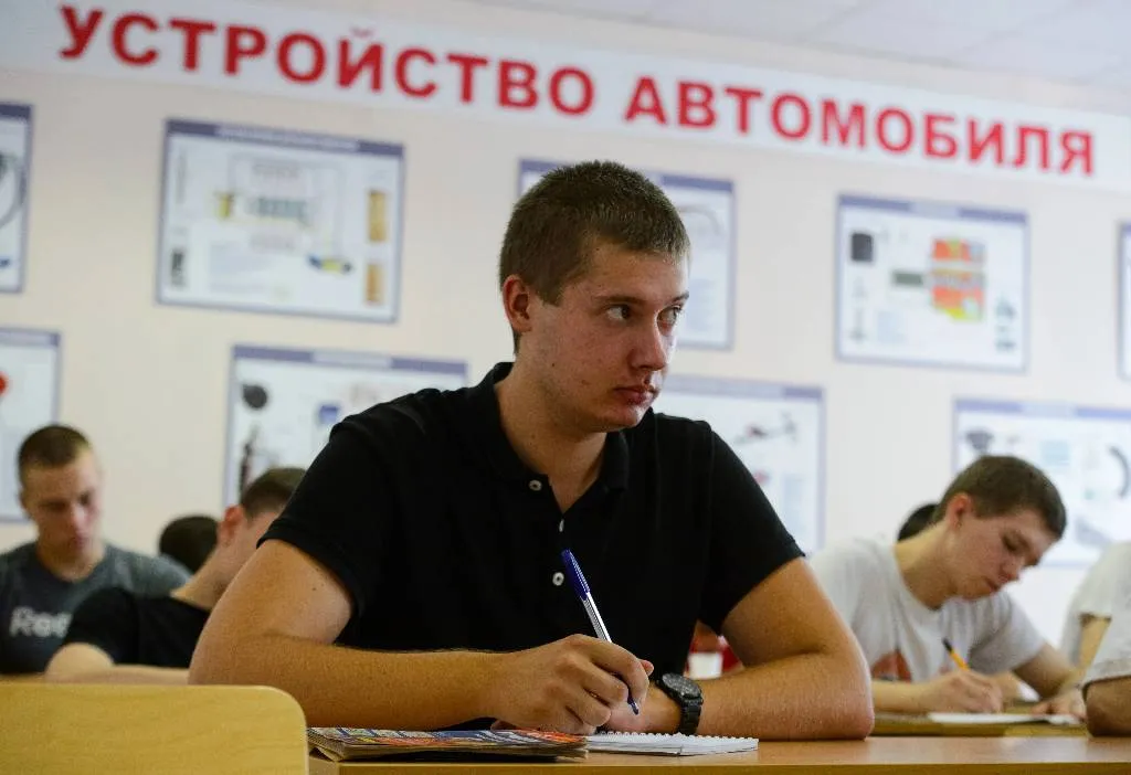В России с 1 апреля изменятся правила проведения экзаменов на водительские права