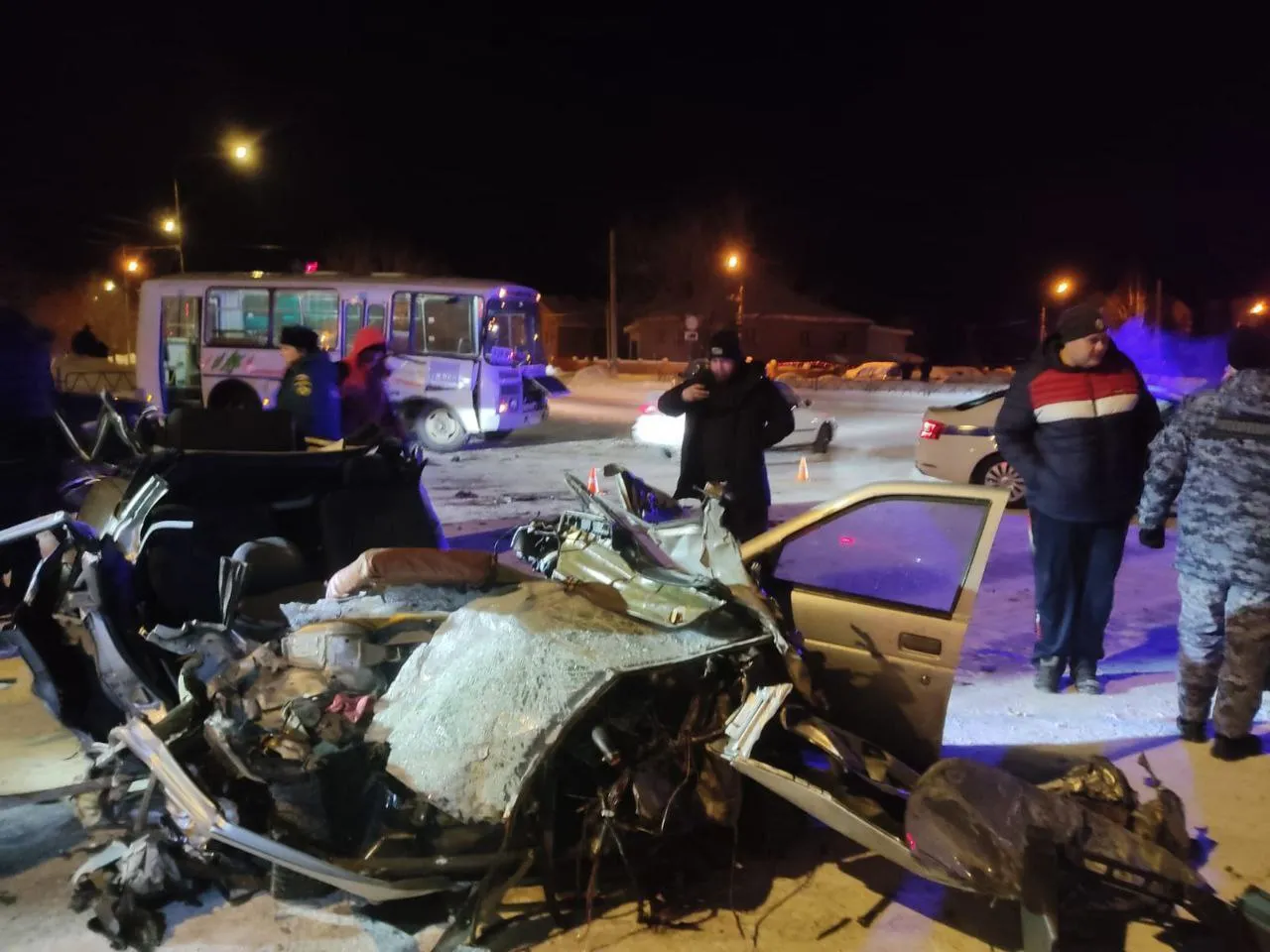 В ДТП с участием легковушки и ПАЗа в Зеленогорске пострадали 7 человек