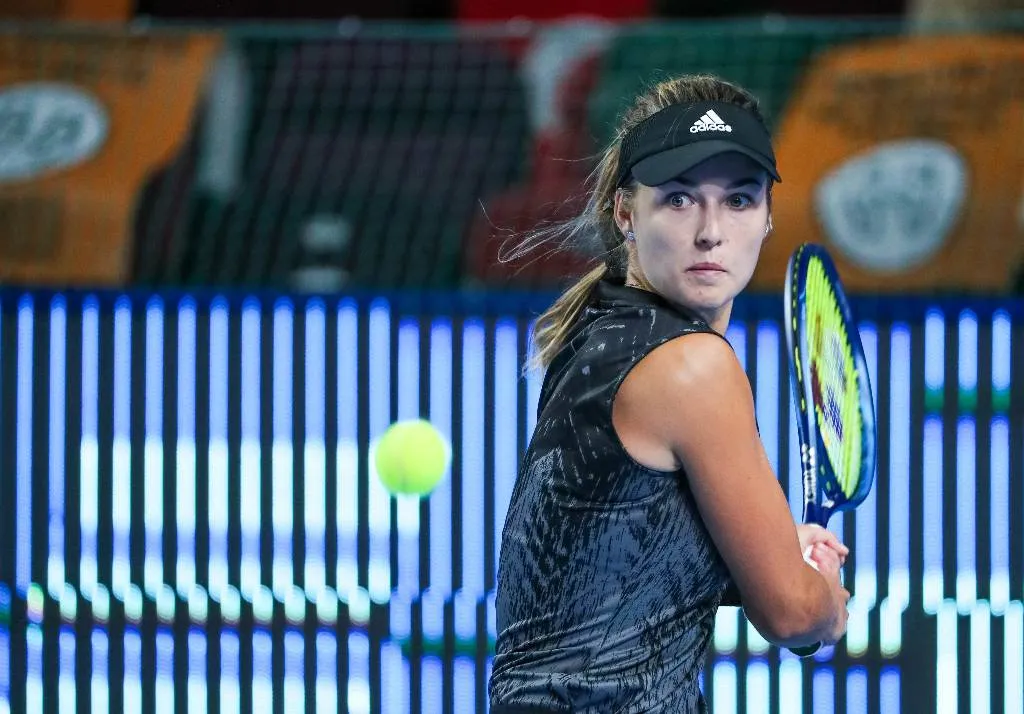 Калинская победила Стивенс на Australian Open и насладилась победой под спетую болельщиками "Калинку"