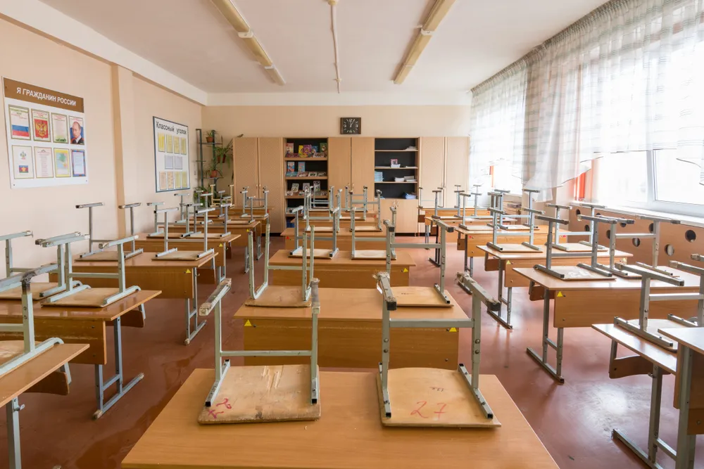 В школах и колледжах Севастополя объявили 22 января выходным днём
