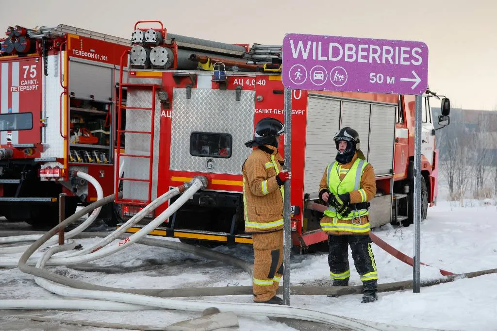 В Минпромторге удивились, что сгоревший склад Wildberries в Шушарах работал