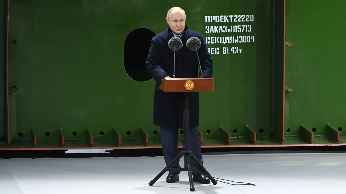 Путин: Вся страна помогает военным на поле боя, студенты сдали 19 тонн крови