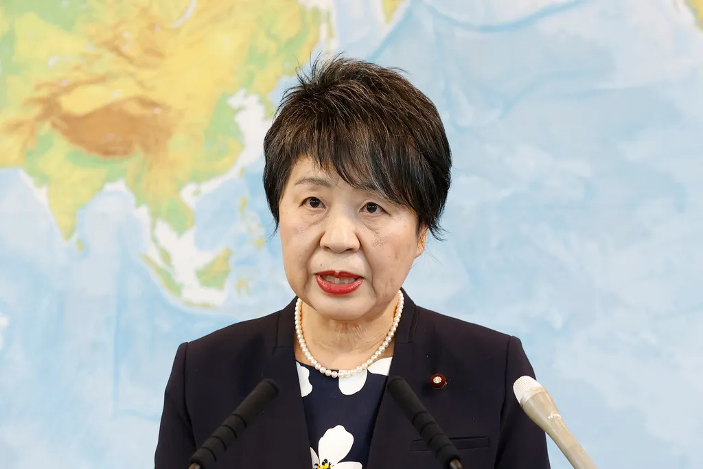 Глава МИД Японии неожиданно прибыла в Киев на фоне споров о ПВО Patriot