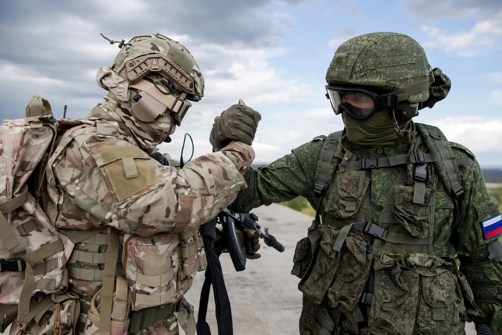 «Парни крепче стали»: Хинштейн оценил «подземную операцию» ВС РФ под Суджей