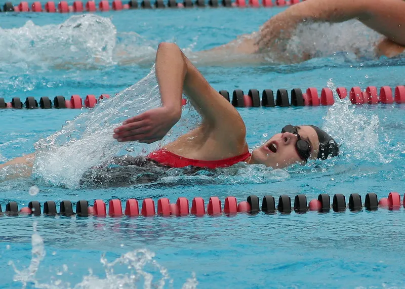 World Aquatics сняла запрет на участие российских пловцов в командных дисциплинах